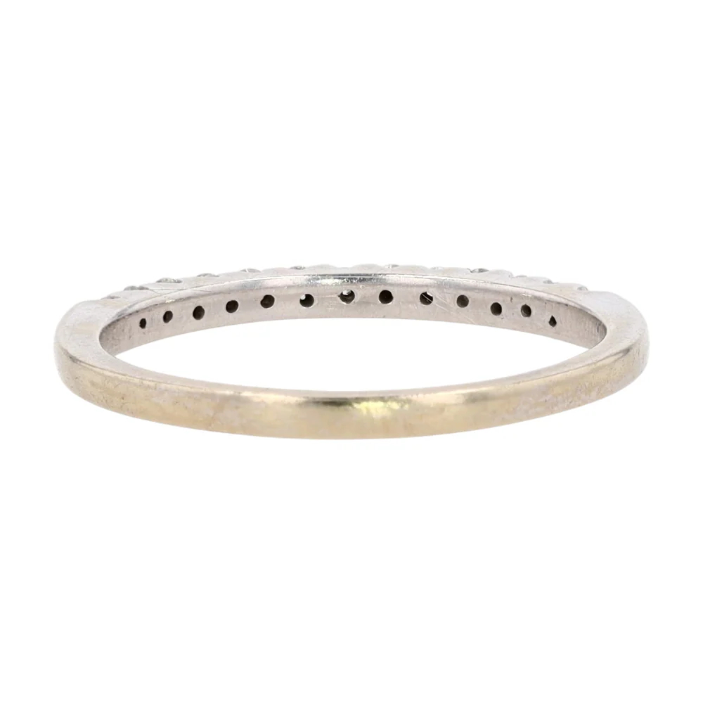 14K White Gold Diamond Band Ring - Image 3
