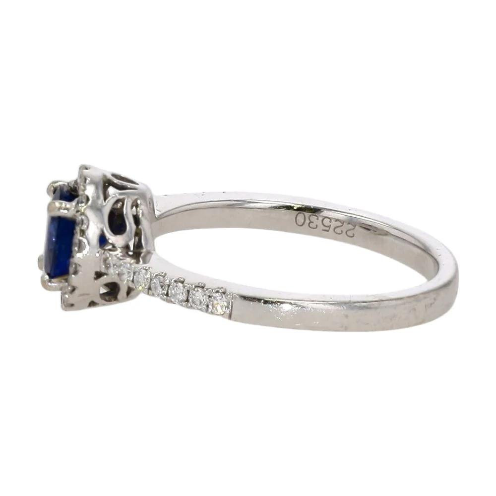 18K White Gold Ring with Dark Blue Round Center & Diamond Accented Shank - Image 2