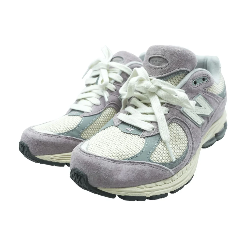 2002R Lavender Low Top Athletic Shoes