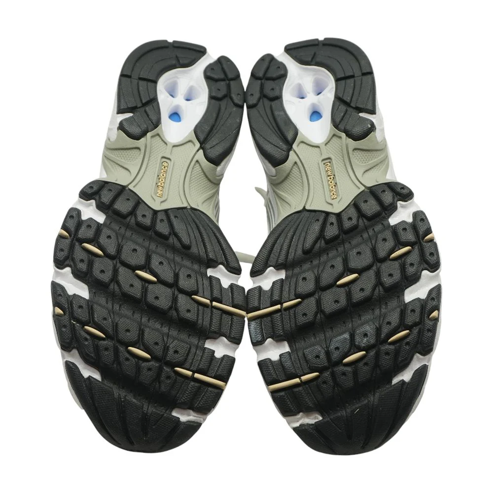 530 Silver Athletic Shoes - Image 3