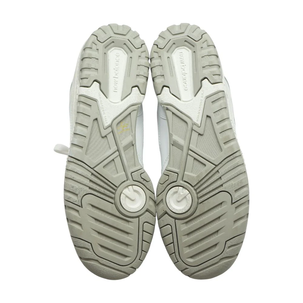 550 White Athletic Shoes - Image 3