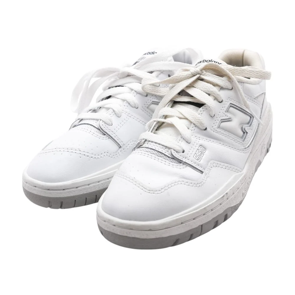 550 White Low Top Athletic Shoes