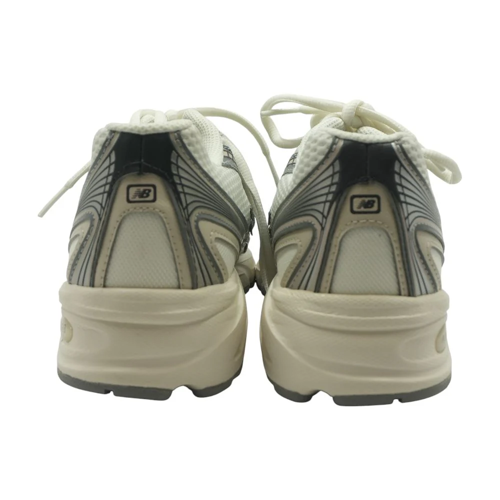 740 White Low Top Athletic Shoes - Image 2