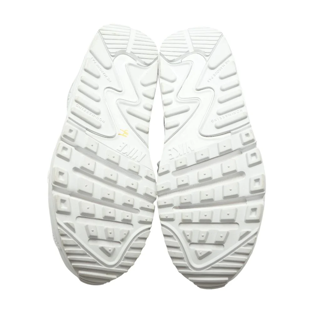 Air Max 90 White Athletic Shoes - Image 3