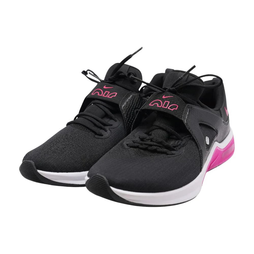 Air Max Bella TR 5 Black Low Top Athletic Shoes