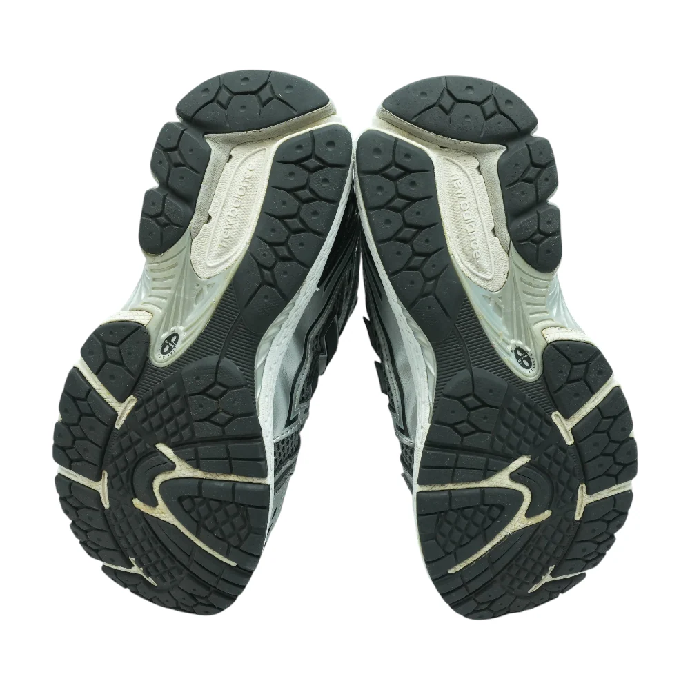 Gray Athletics Shoes - Image 3