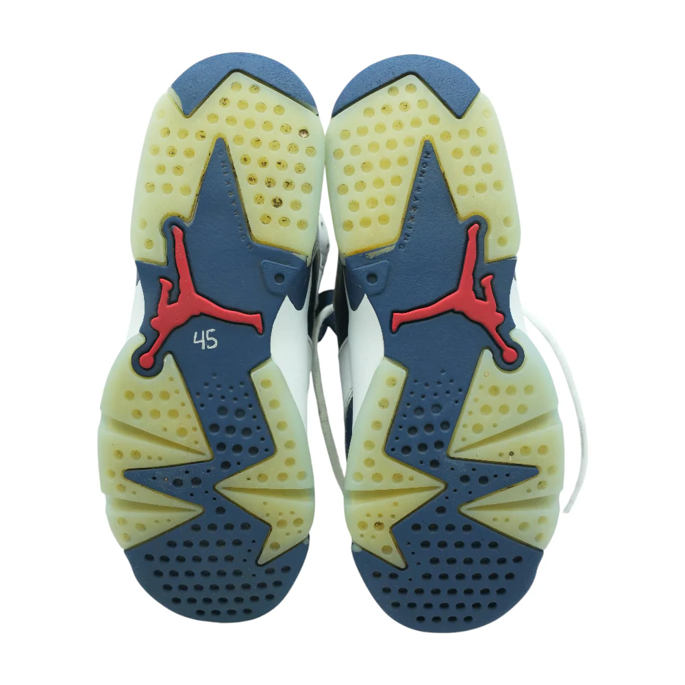 White Athletics Shoes - Image 3
