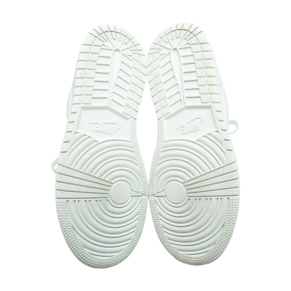 White Athletics Shoes - Image 3
