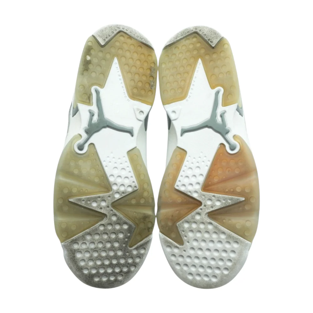 White Athletics Shoes - Image 3