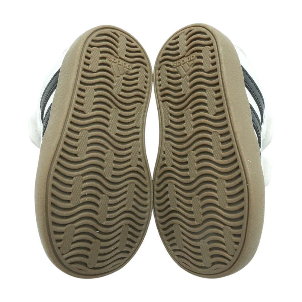 White Athletics Shoes - Image 3