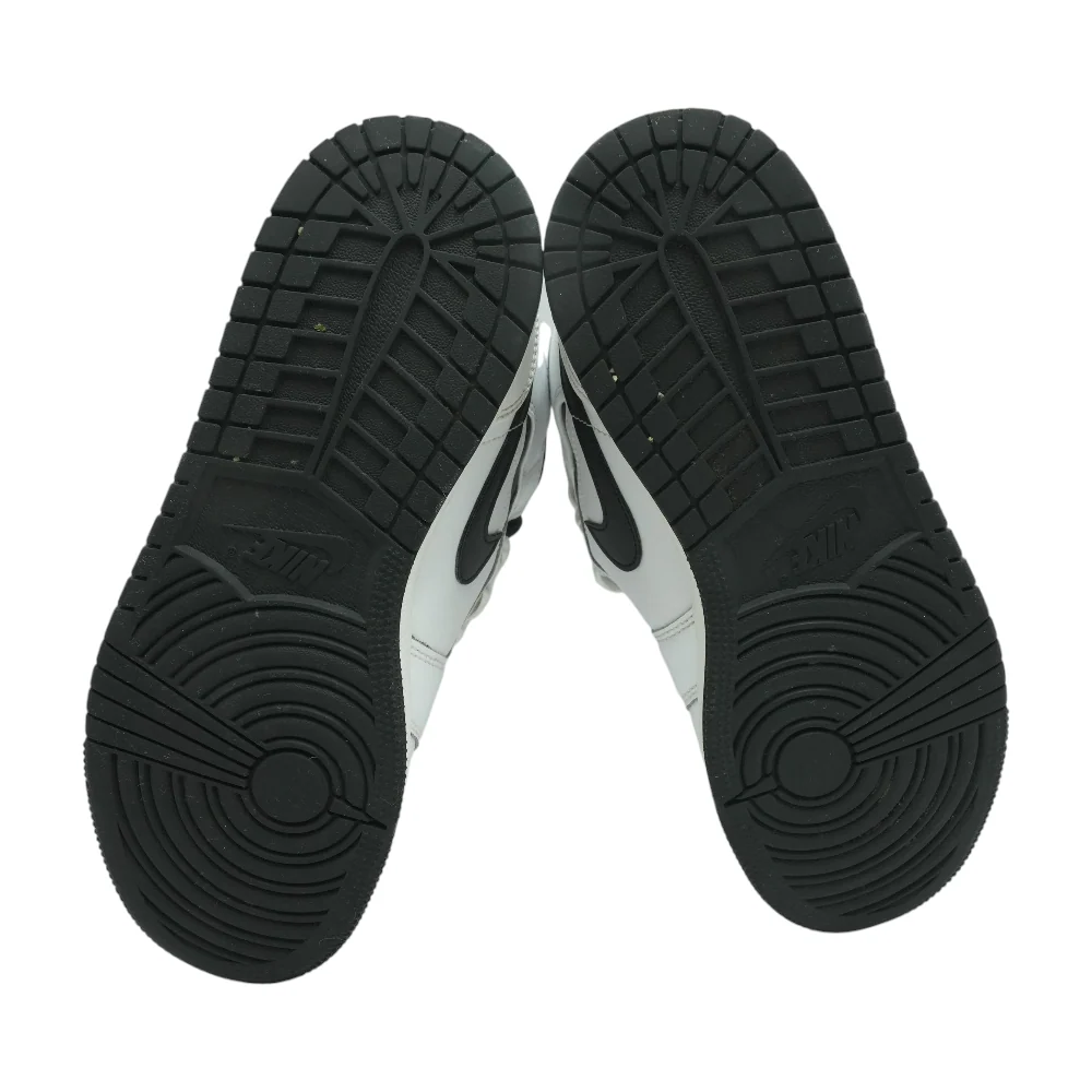 White Athletics Shoes - Image 3