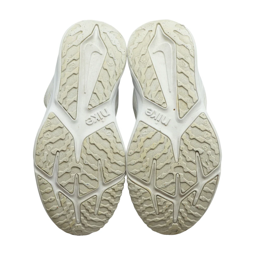 White Athletics Shoes - Image 3