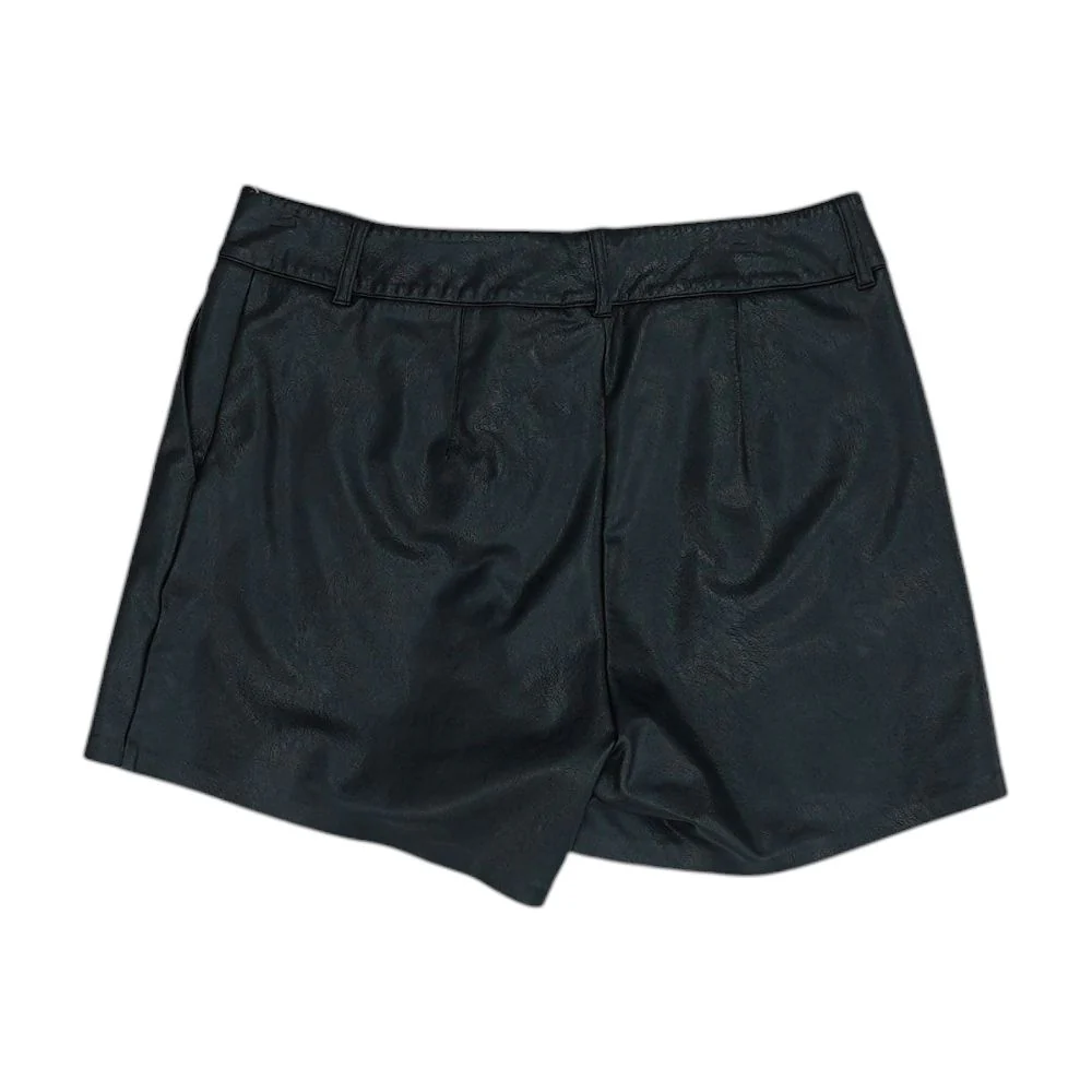 Black Active Shorts - Image 2
