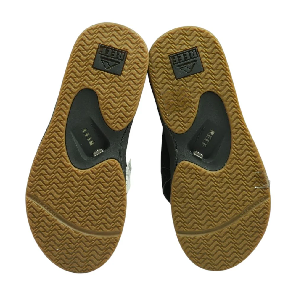 Black Flip Flop Sandals - Image 3