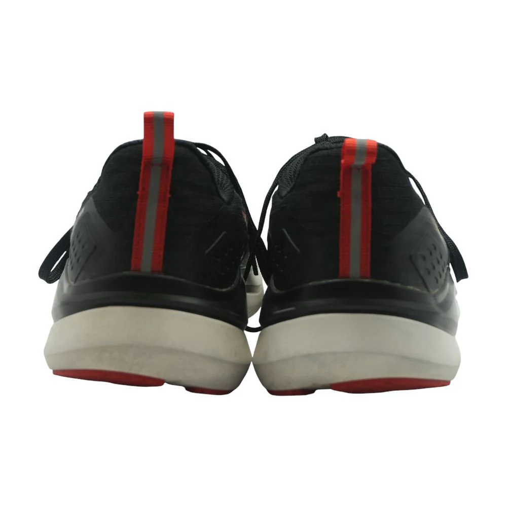 Black Low Top Athletic Shoes - Image 2