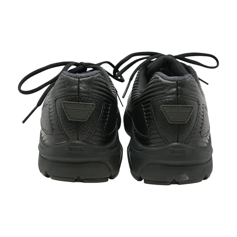 Black Low Top Athletic Shoes - Image 2