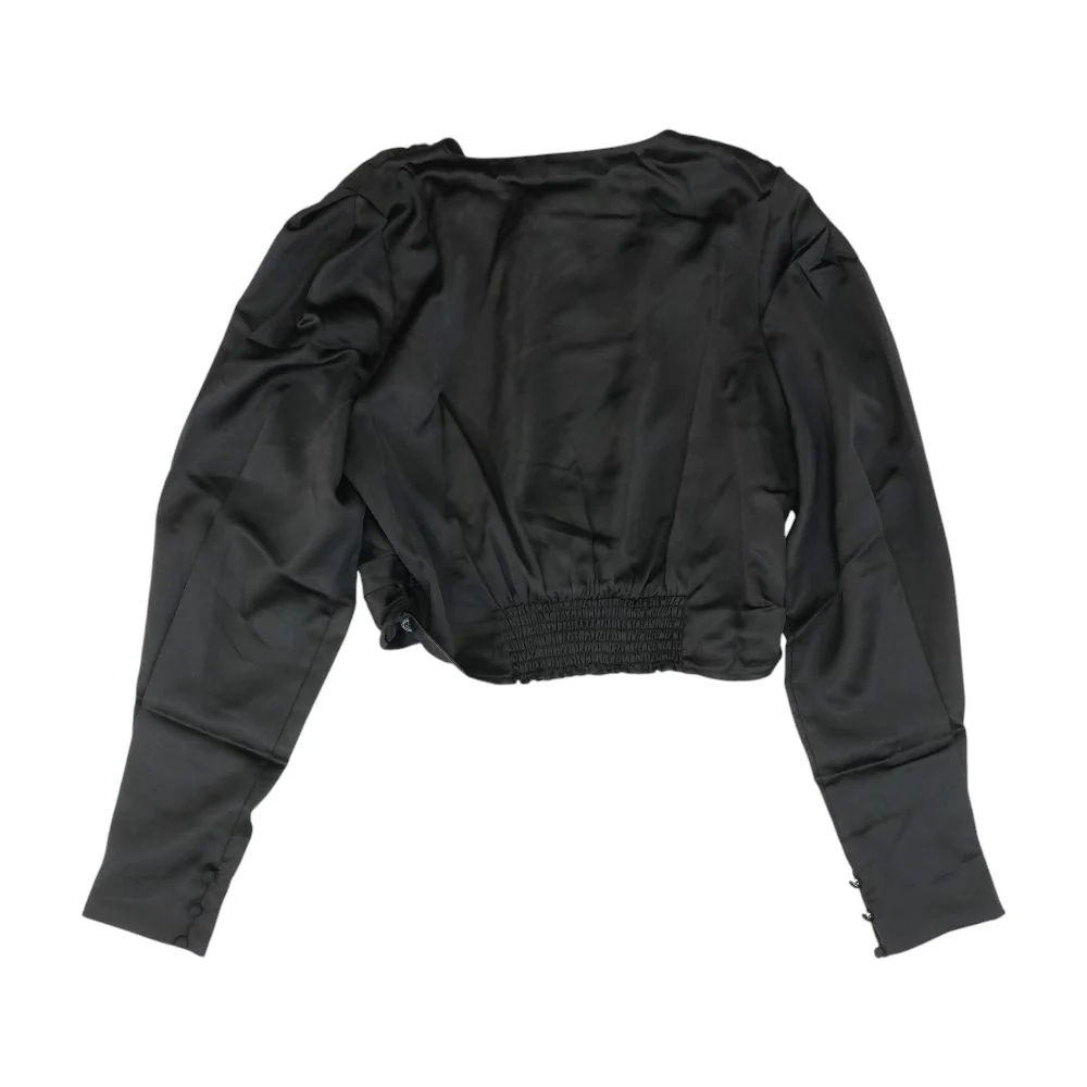 Black Solid Cropped Knit Top - Image 3
