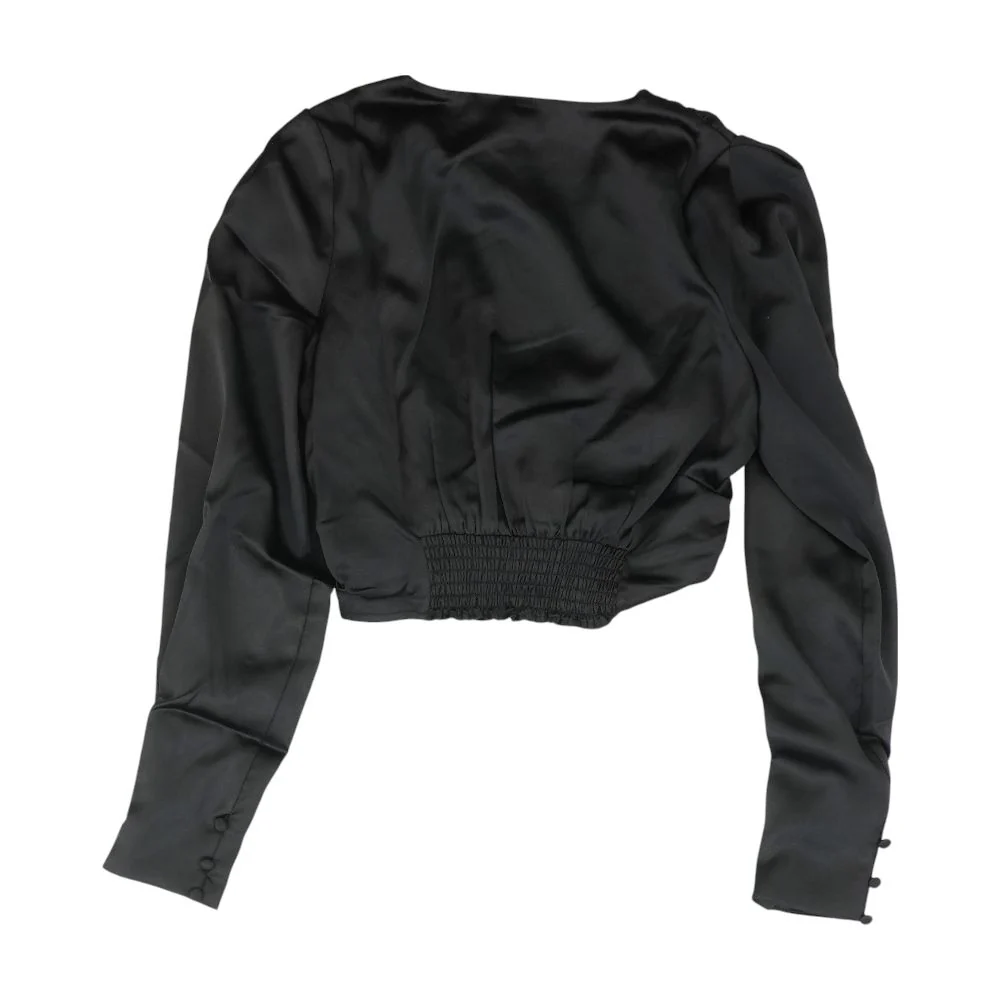 Black Solid Cropped Knit Top - Image 4