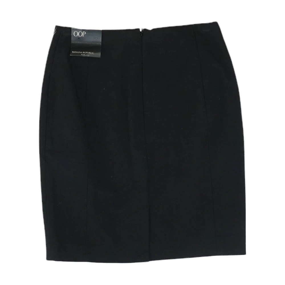 Black Solid Midi Skirt - Image 2