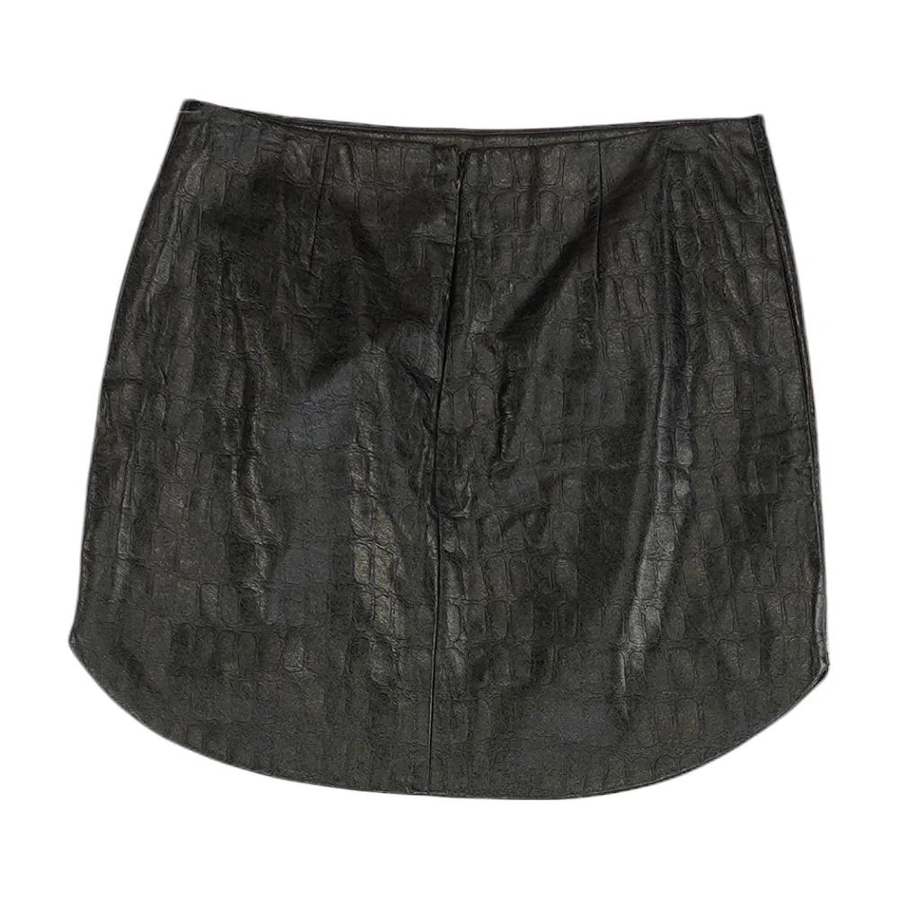 Black Solid Mini Skirt - Image 2