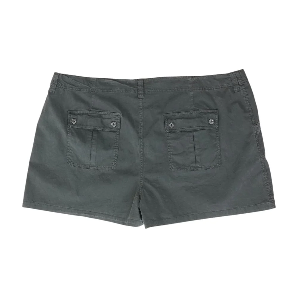Black Solid Shorts - Image 3