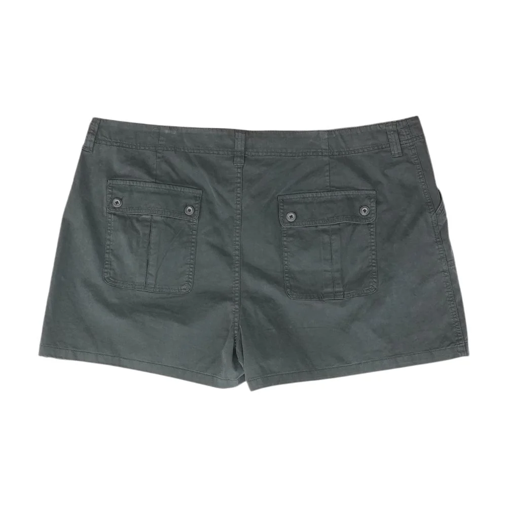 Black Solid Shorts - Image 4