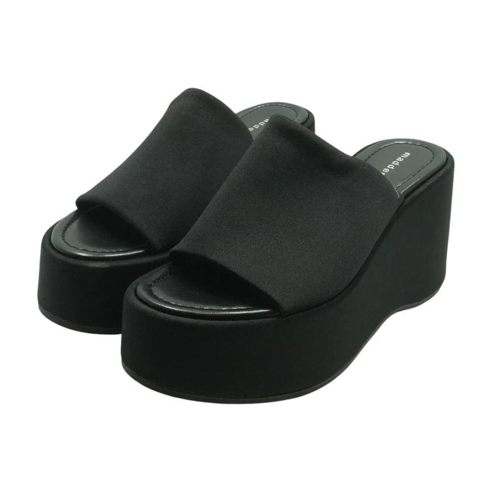 Black Wedged Sandals