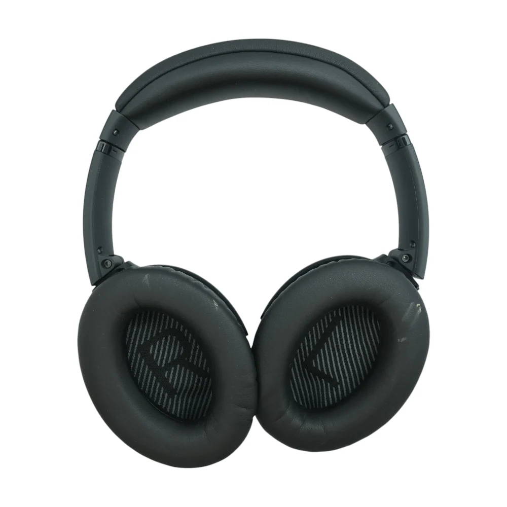 Black QuietComfort 45 Noise Cancelling Headphones - Image 2
