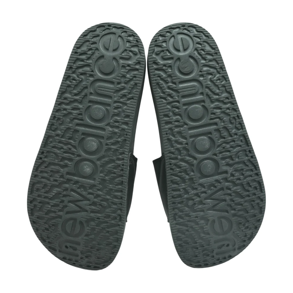 Black Athletic Slides Shoes - Image 3