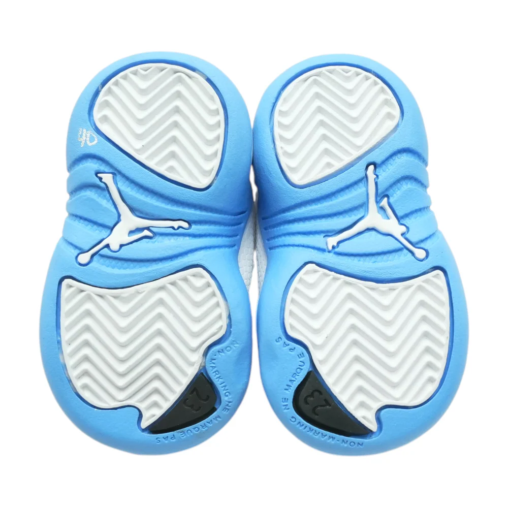 White Athletics Shoes - Image 3