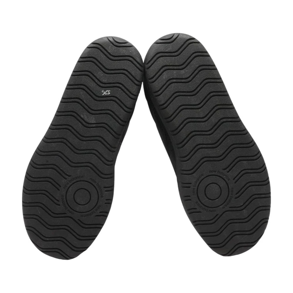 CT302 Black Leather Low Top Athletic Shoes - Image 3