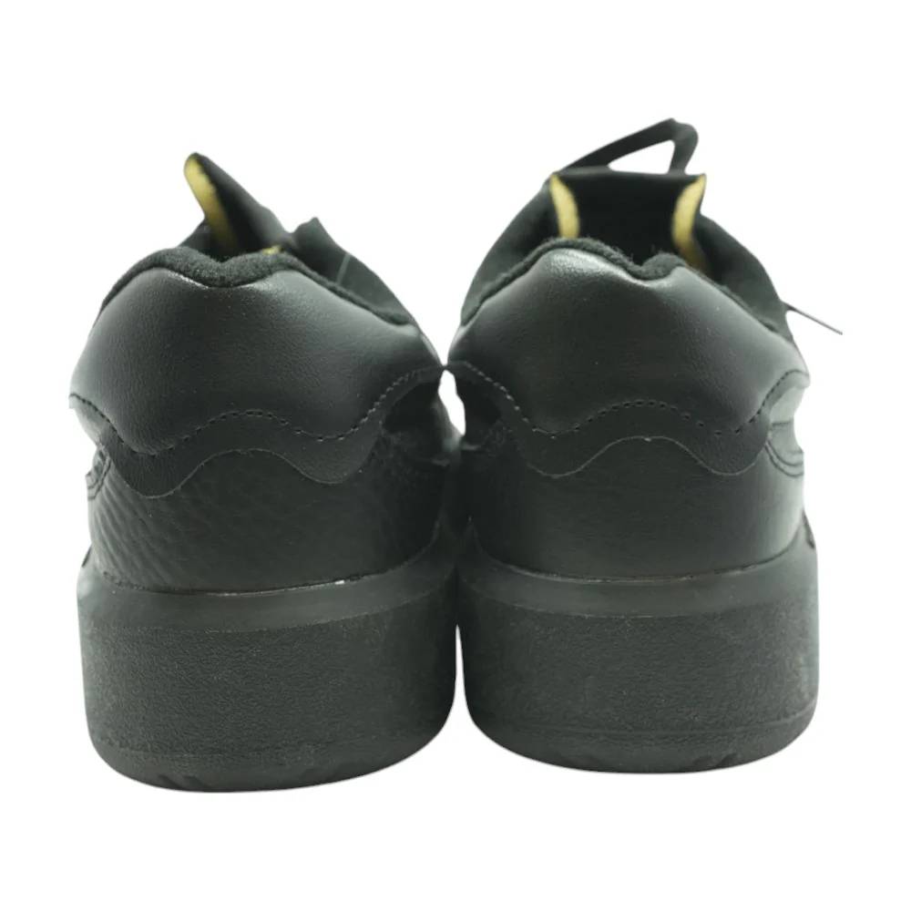 CT302 Black Low Top Athletic Shoes - Image 2