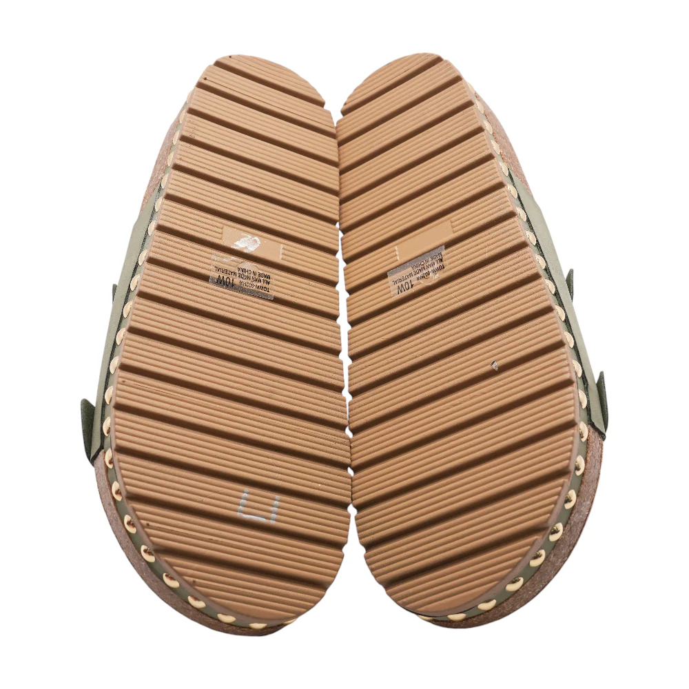 Olive Flat Sandals - Image 3