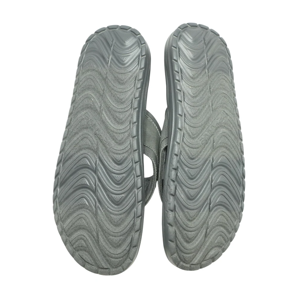 Gray Flip-Flop Sandals - Image 3