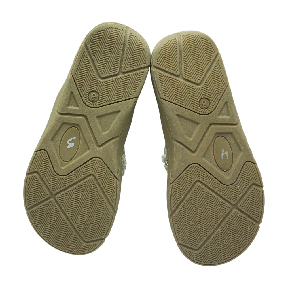 Gray Flip-Flop Sandals - Image 3