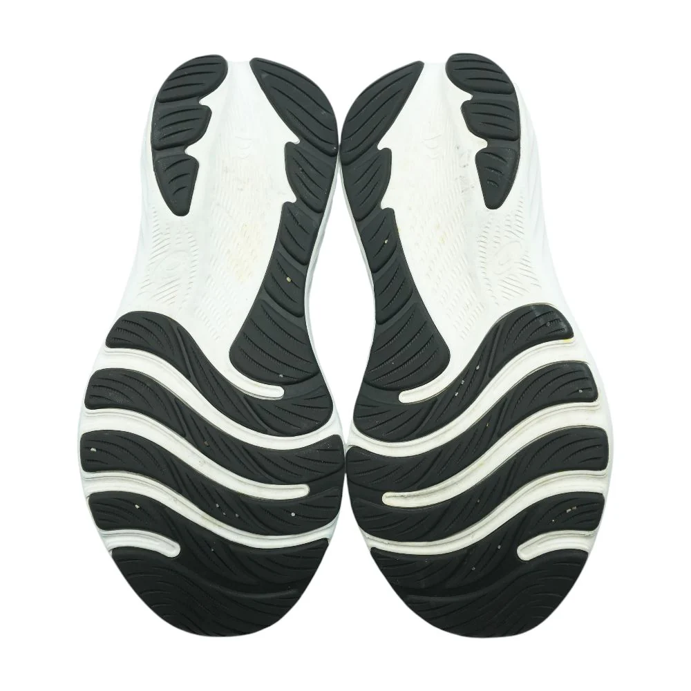 Gel Contend 9 Gray Low Top Athletic Shoes - Image 3