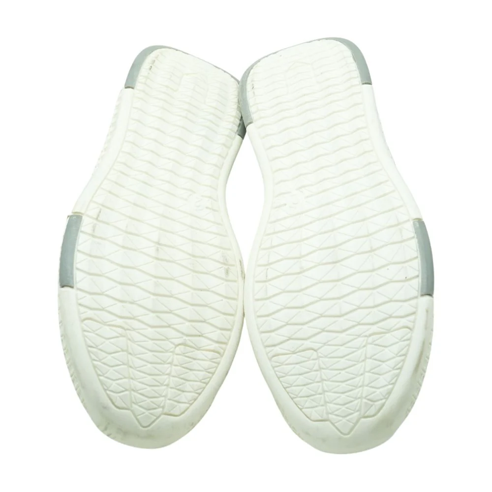 Gray Athletic Shoes - Image 3