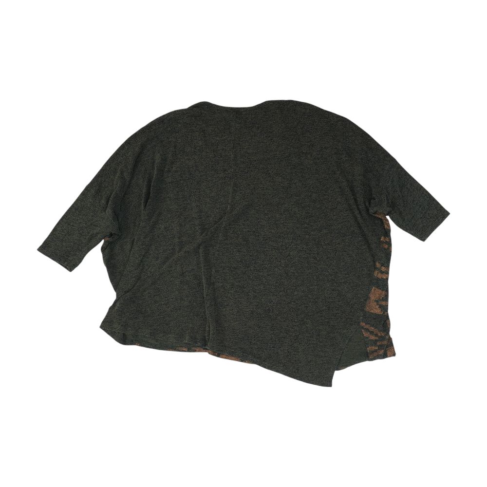 Green Plus Graphic Blouse - Image 2