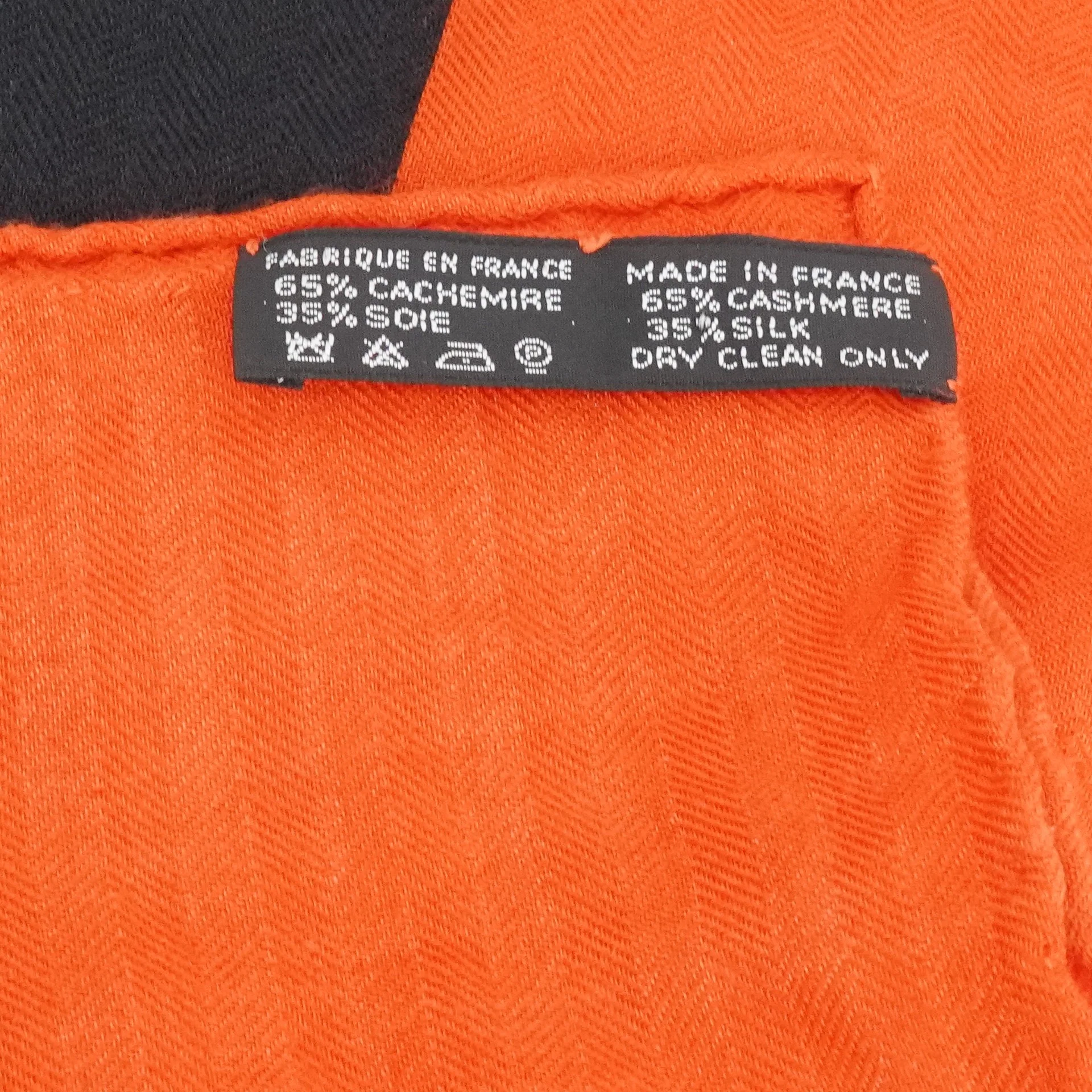 Graffiti Shawl/Scarf Hermes x Kongo 140 - Image 3