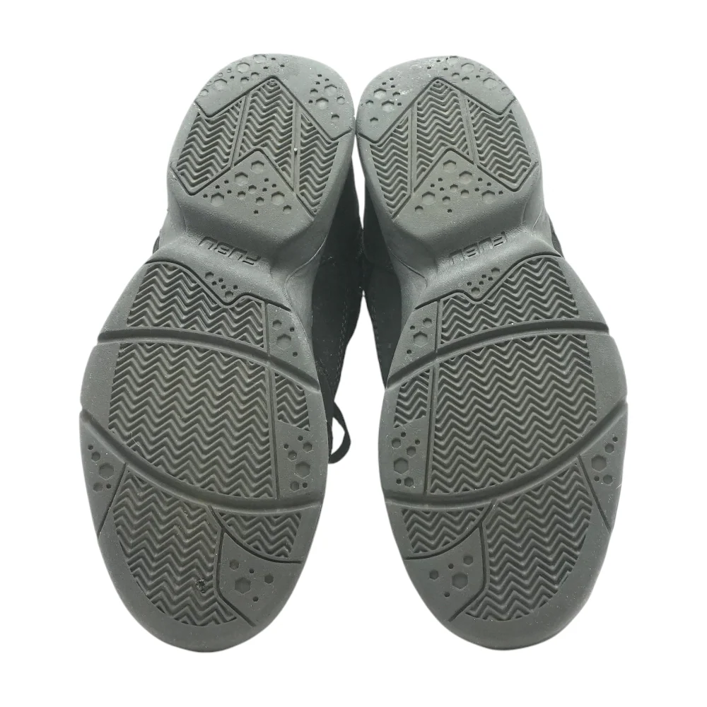 Black High-Top Athletic Shoes - Image 3