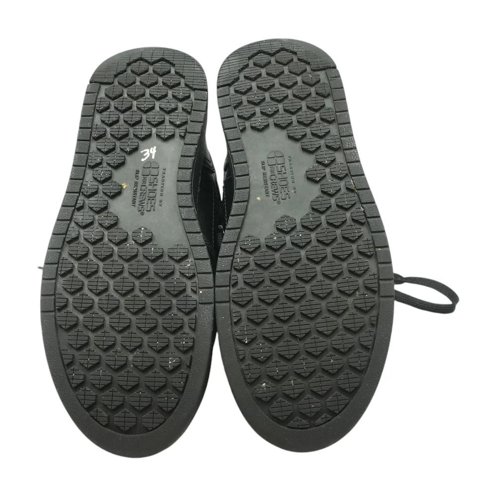 Black High-Top Athletic Shoes - Image 3