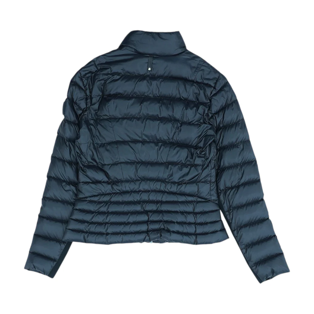 Black Solid - Image 2