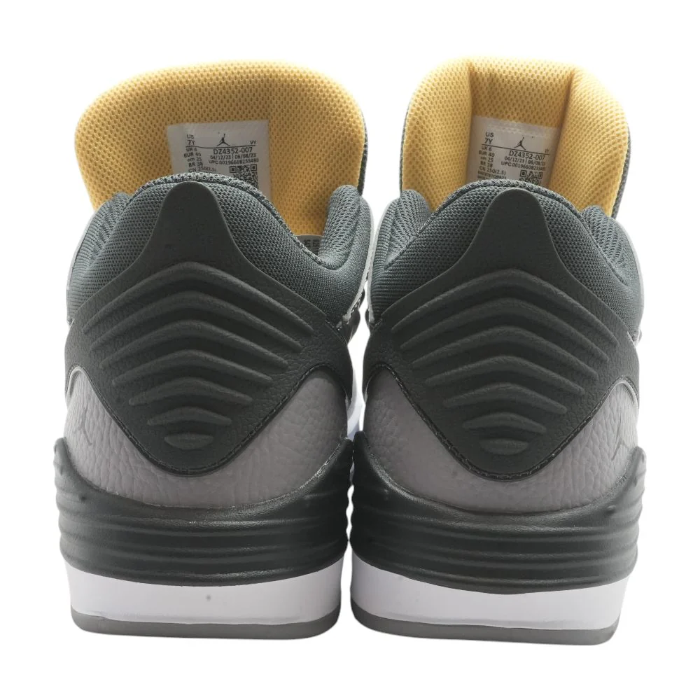 Jordan Max Aura 5 Gray Athletic Shoes - Image 2
