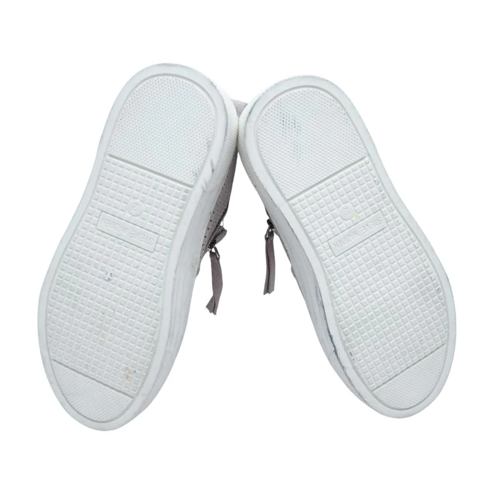 Lavender Athletic Shoes - Image 3