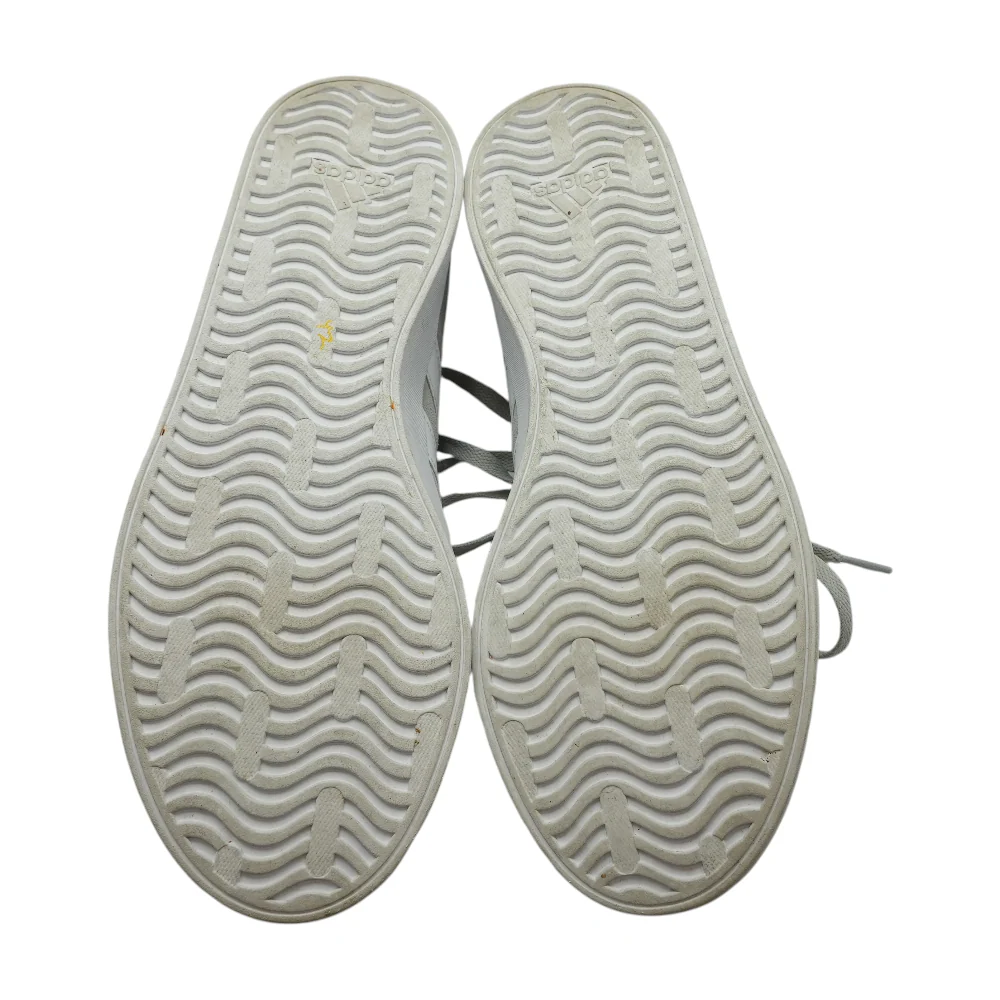 VL Court 3.0 Low-Top Athletic Shoes - Image 3