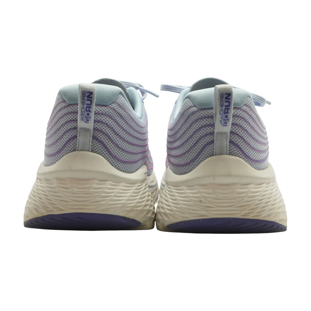 Max Cushioning Low-Top Athletic Shoes - Image 2
