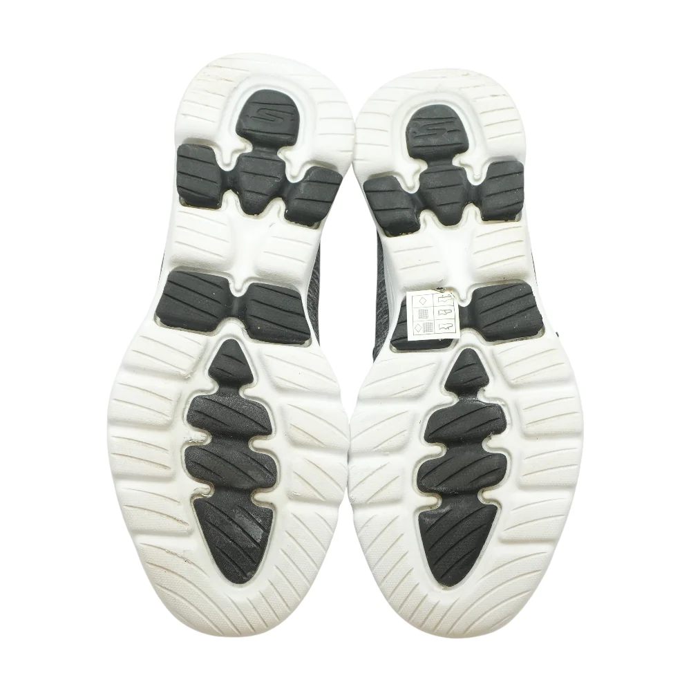 Go Walk 5 Low-Top Athletic Shoes - Image 3