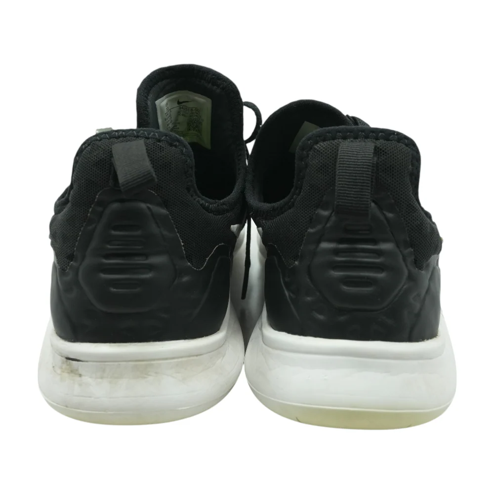 Free TR 8 Low-Top Athletic Shoes - Image 2