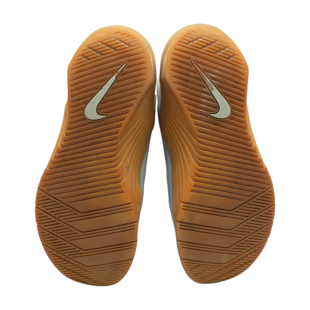 Metcon 5 Low-Top Athletic Shoes - Image 3