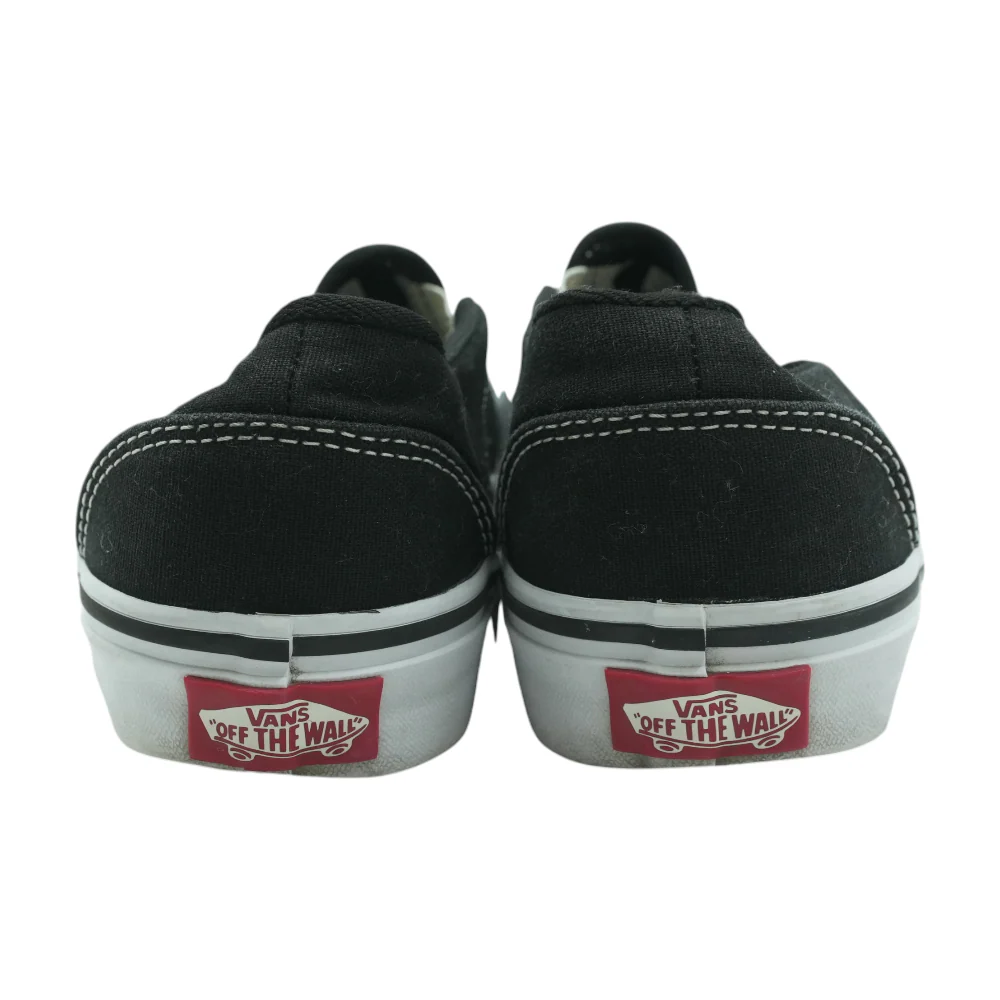 Low-Top Athletic Shoes - Image 2